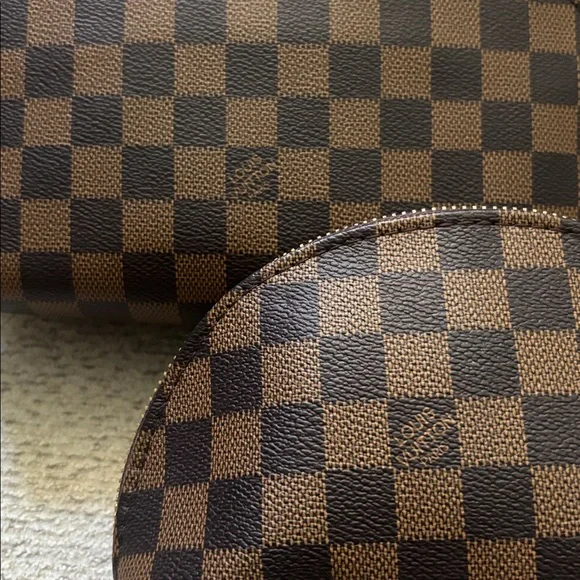 Checkered Brown Cosmetic *Fashion Pouches - Picture 3 of 17